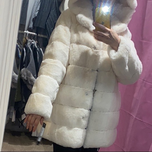 BCBGMAXAZRIA FAUX FUR COAT IN WHITE ONLY - Picture 6 of 16